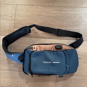 USB Charging Sling Backpack Crossbody Chest Bag Anti-Theft Travel Pack